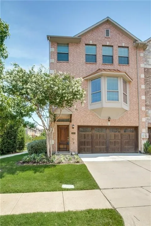 1531 Biltmore Lane