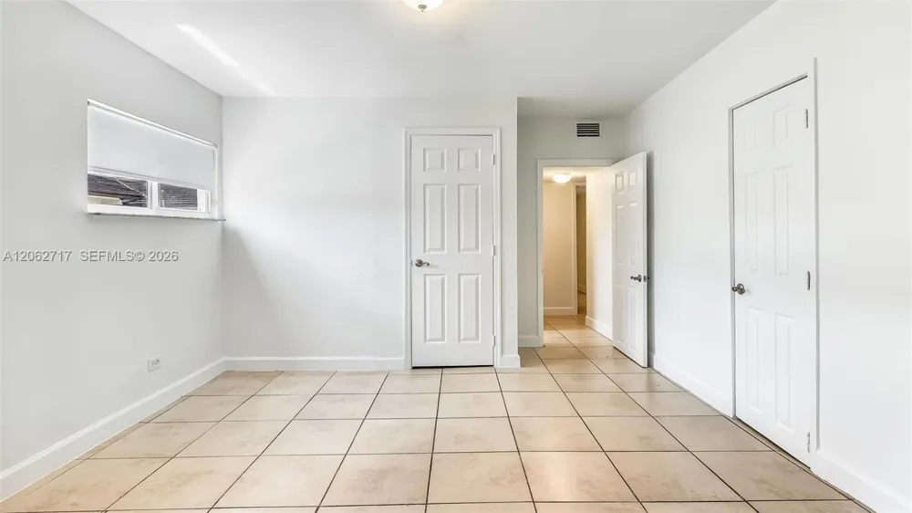 117 E 10th St Hialeah, FL 33010