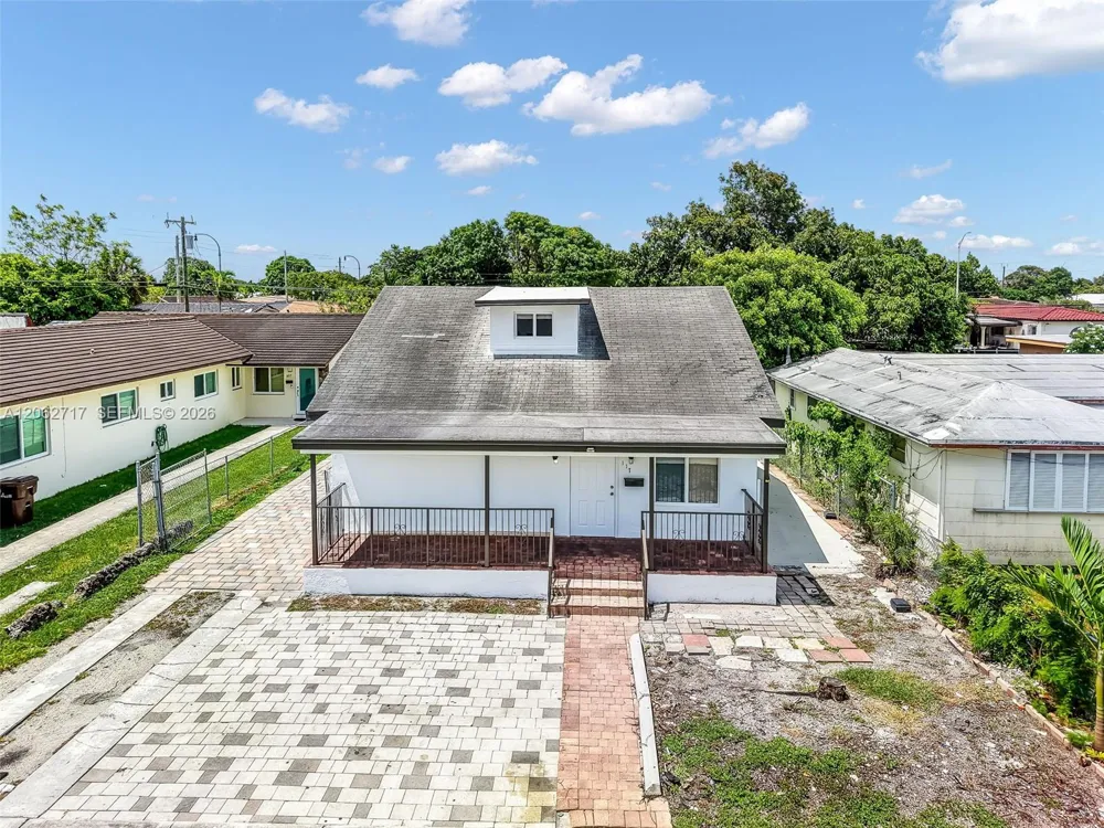 117 E 10th St Hialeah, FL 33010