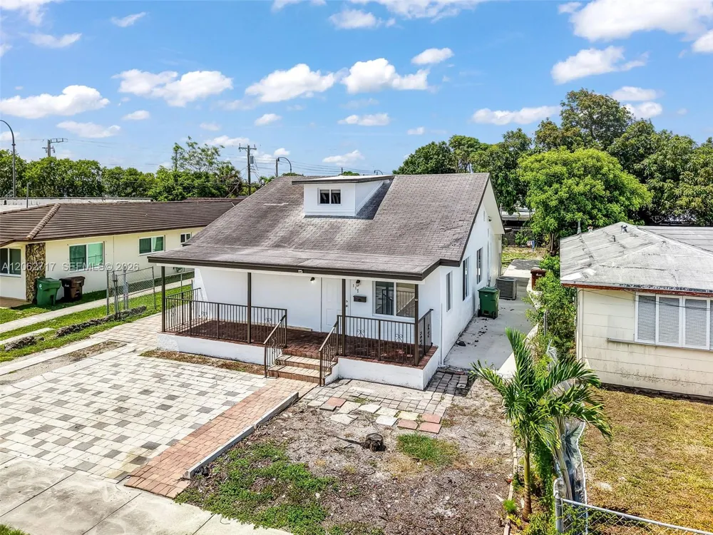 117 E 10th St Hialeah, FL 33010