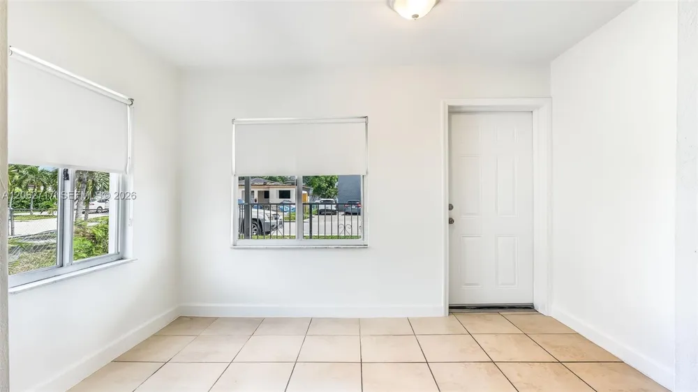 117 E 10th St Hialeah, FL 33010