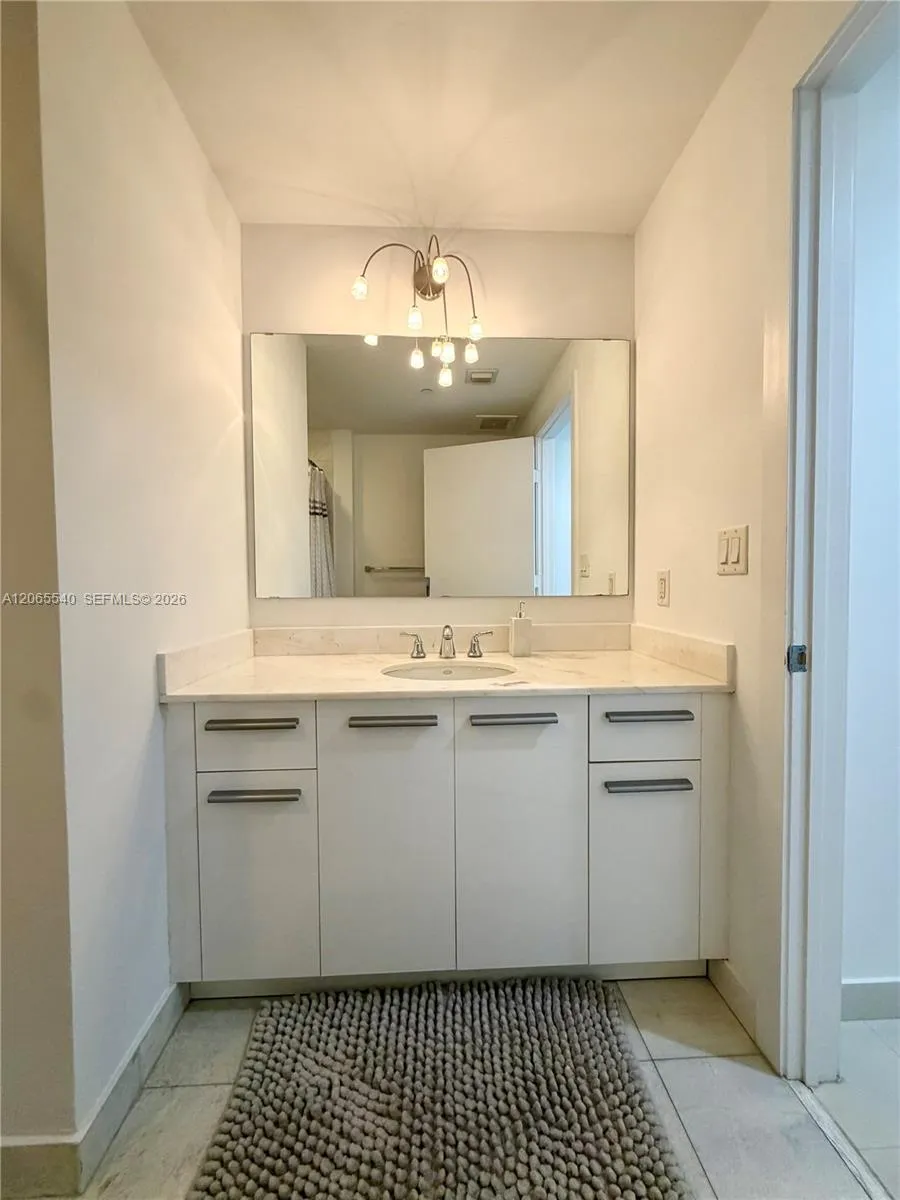 1050 Brickell Ave #206 Miami, FL 33131