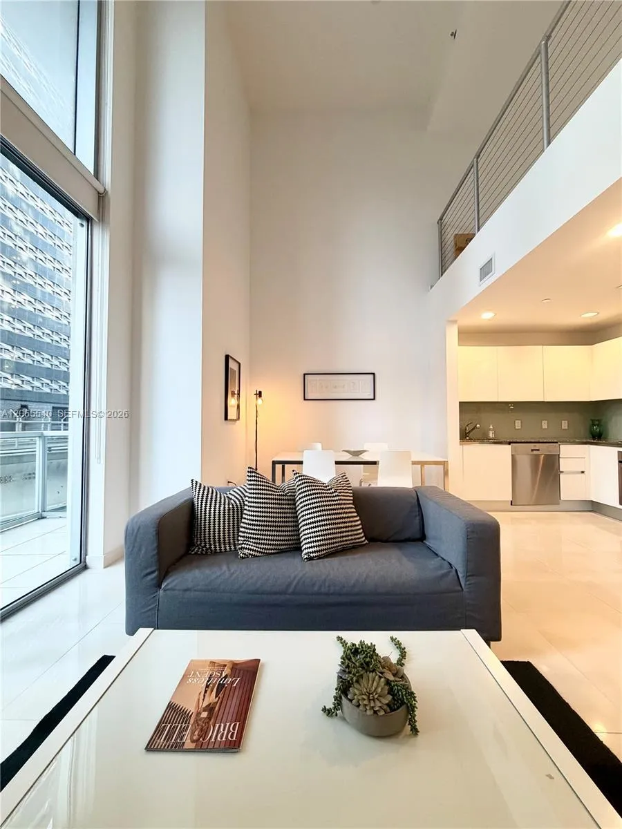 1050 Brickell Ave #206 Miami, FL 33131