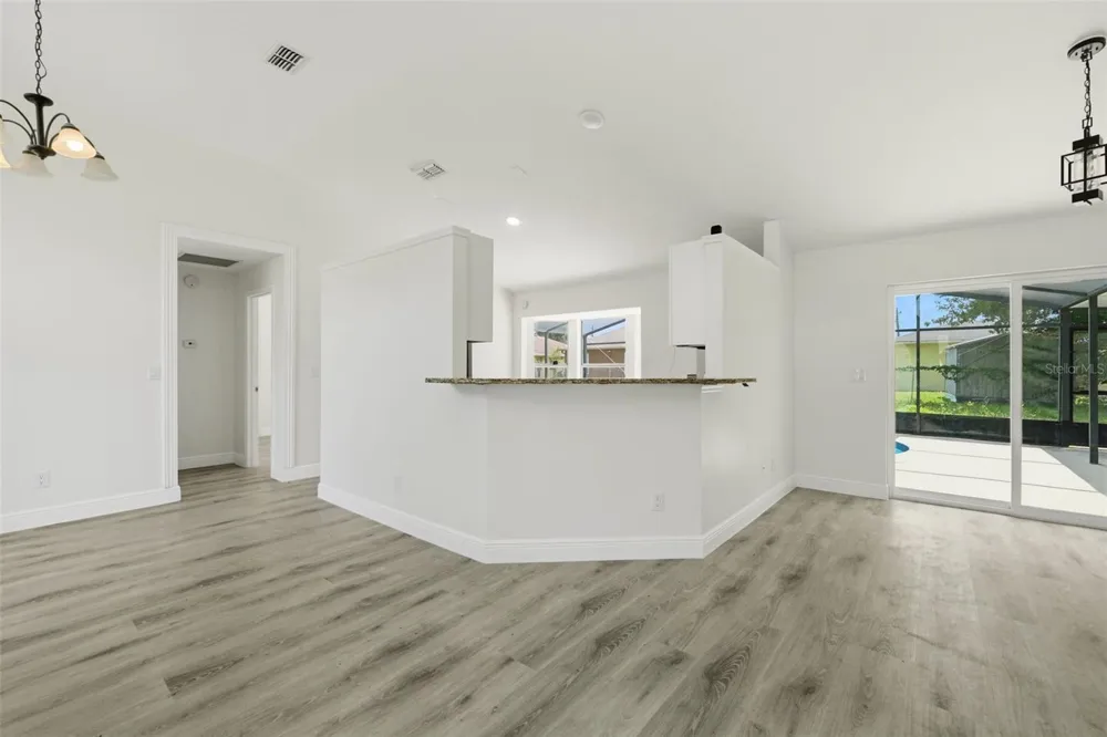 657 MCKINLEY COURT Kissimmee, FL 34758