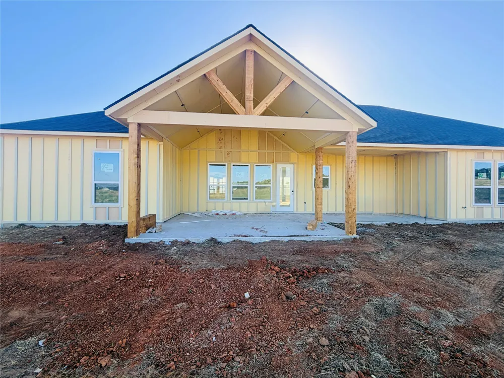 Three Quarter Loop Poolville, TX 76487