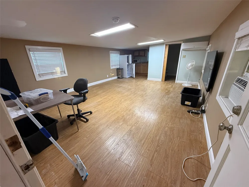 1456 W. HWY 36 Hamilton, TX 76531