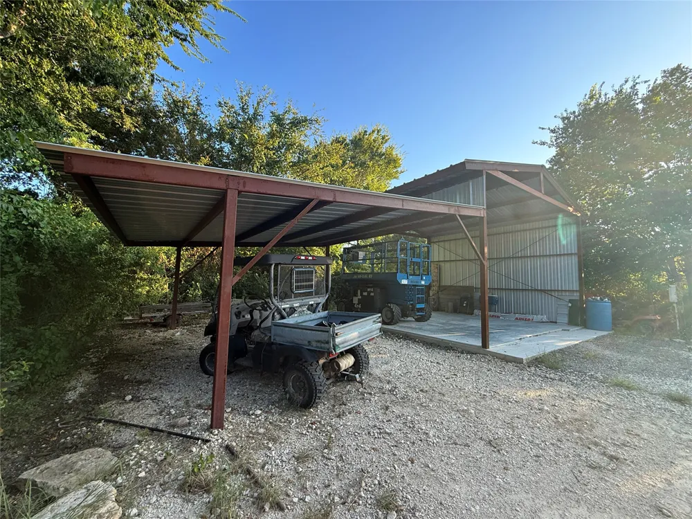 1456 W. HWY 36 Hamilton, TX 76531