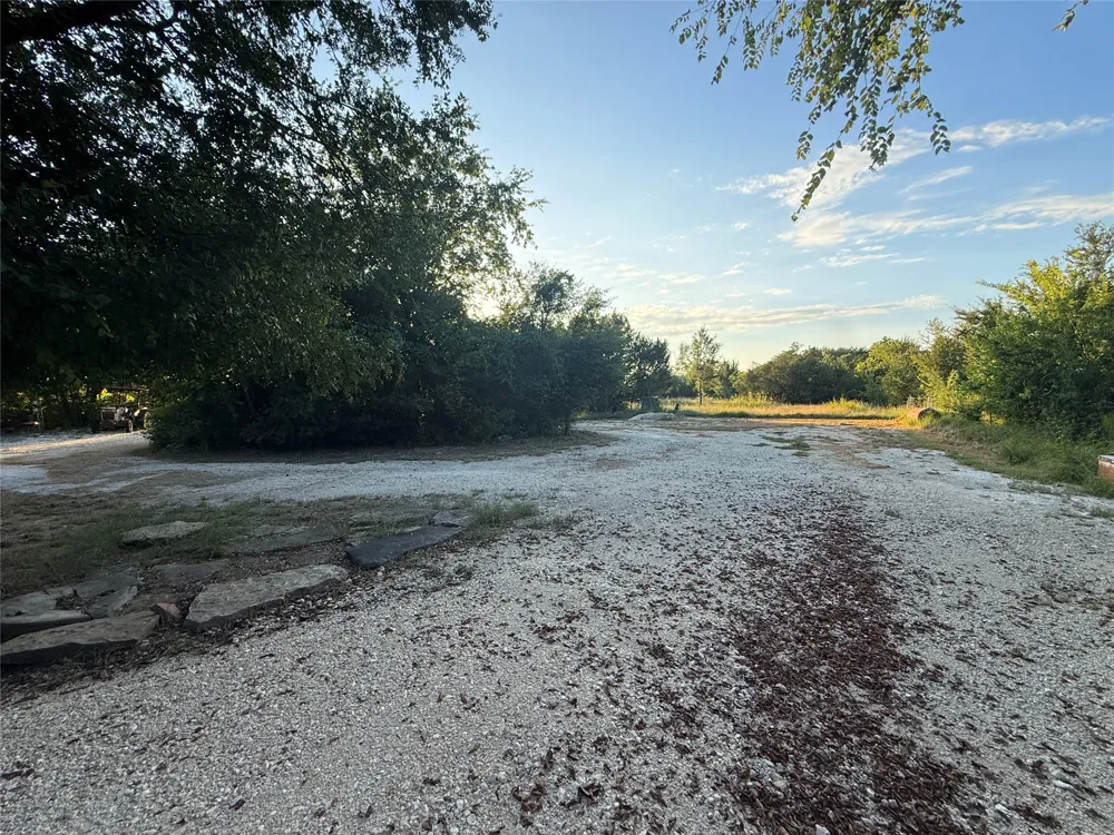 1456 W. HWY 36 Hamilton, TX 76531