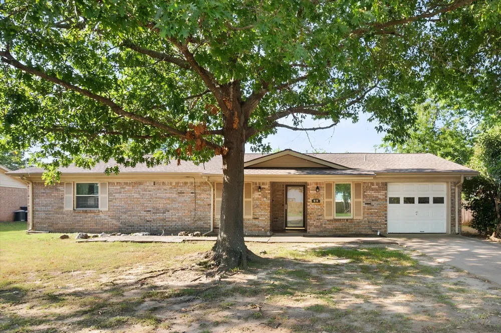 419 Carol Avenue Corsicana, TX 75110