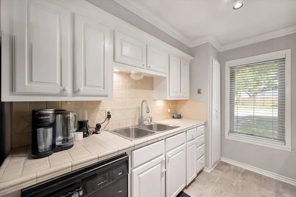 419 Carol Avenue Corsicana, TX 75110