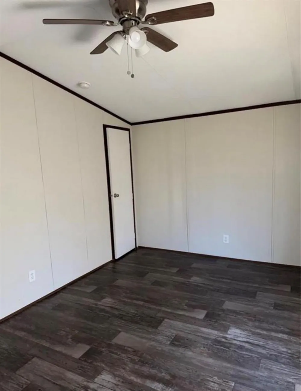 511 County Road 2218 Cleveland, TX 77327