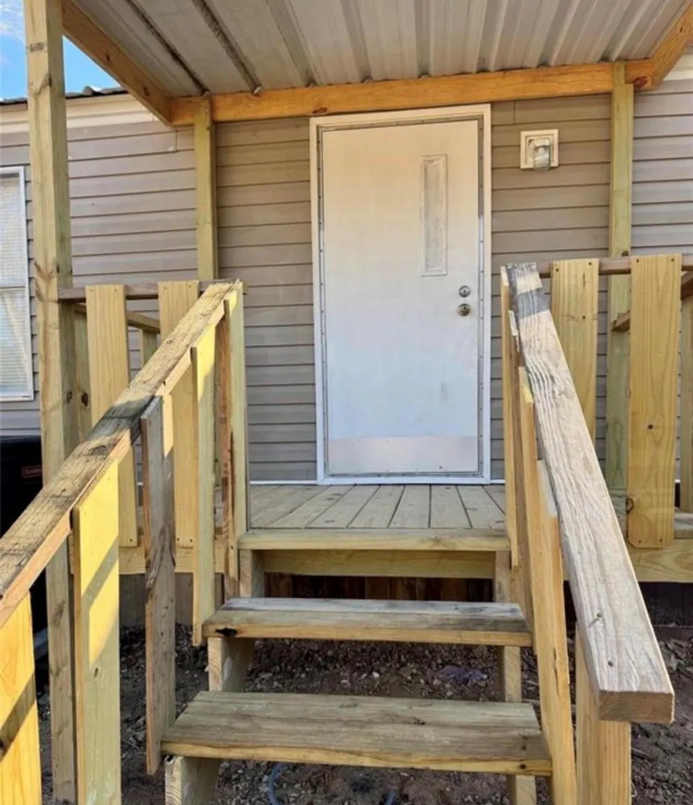 511 County Road 2218 Cleveland, TX 77327