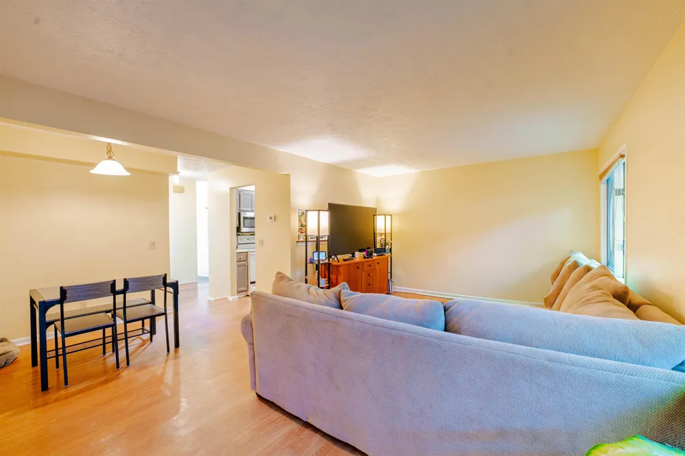 3845 Sherwood Forest Drive East Bay Township, MI 49686