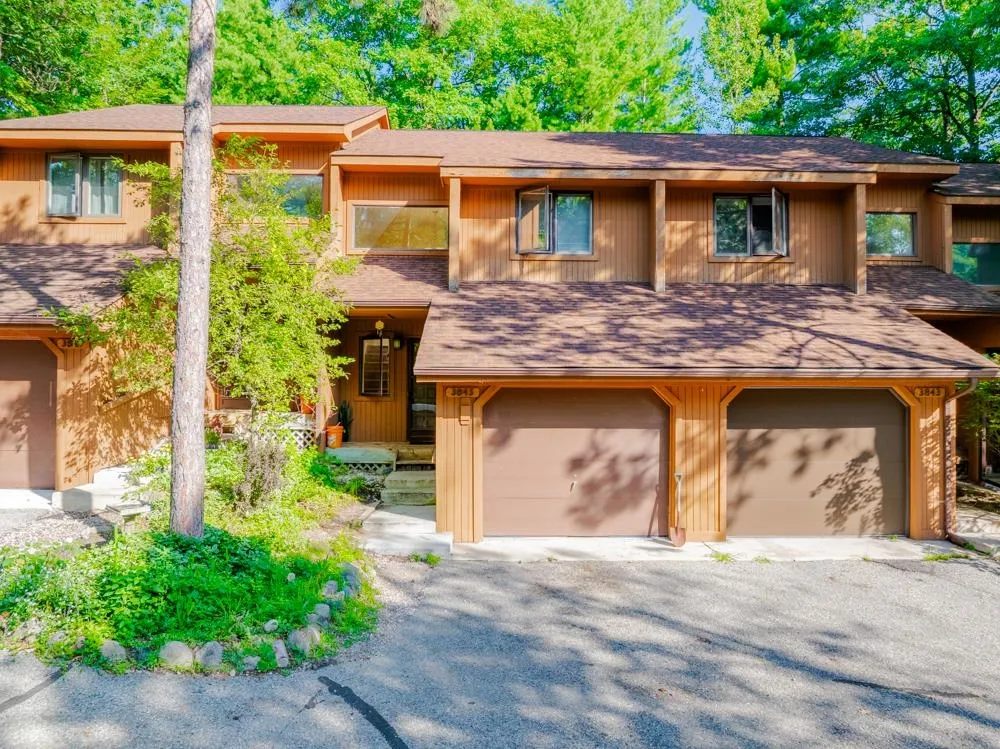 3845 Sherwood Forest Drive East Bay Township, MI 49686