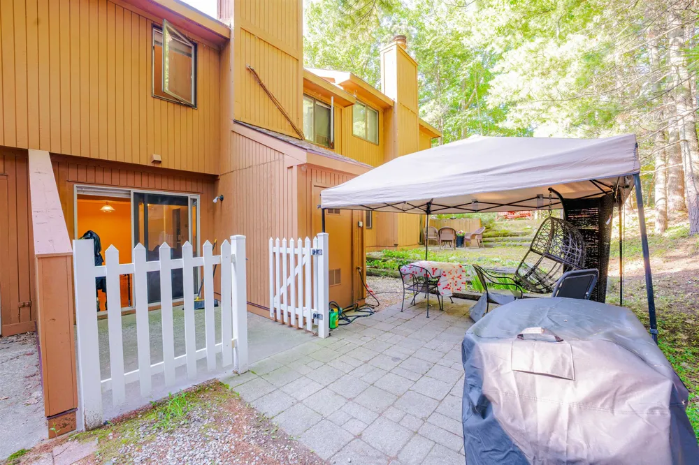 3845 Sherwood Forest Drive East Bay Township, MI 49686