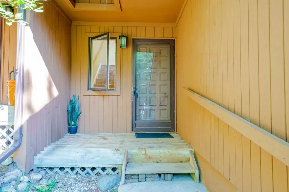 3845 Sherwood Forest Drive East Bay Township, MI 49686