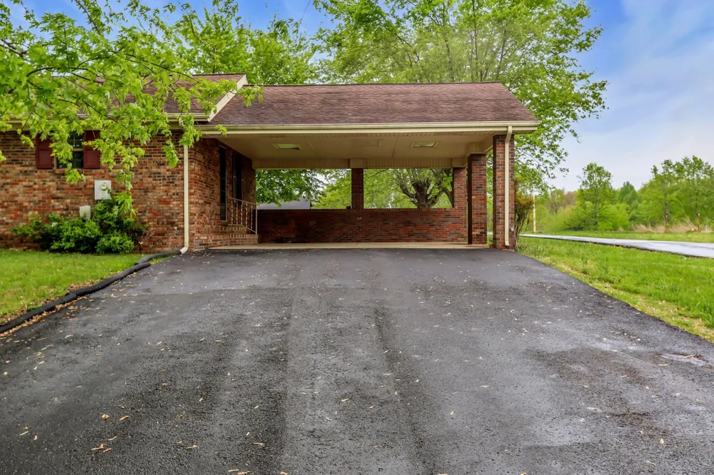 5245 Galen Rd Lafayette, TN 37083