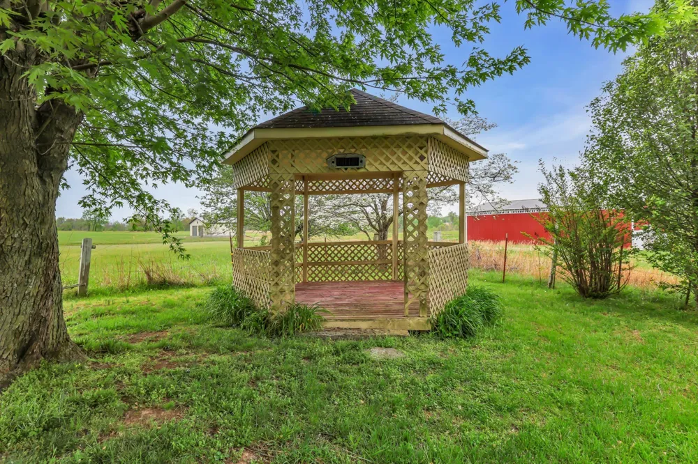5245 Galen Rd Lafayette, TN 37083