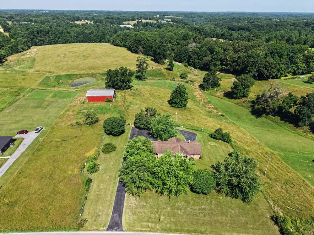 5245 Galen Rd Lafayette, TN 37083
