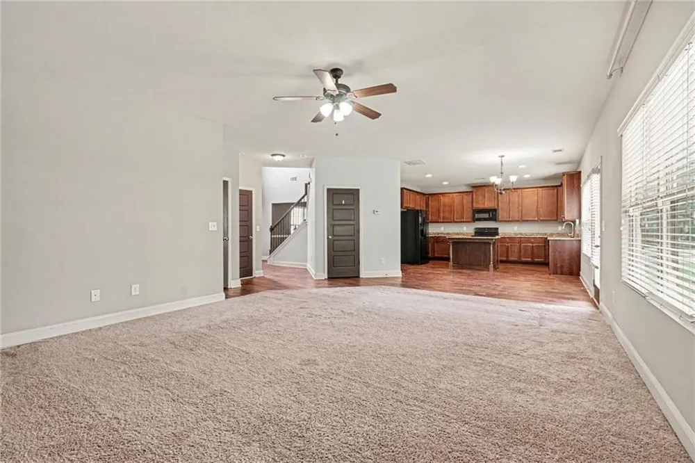 611 Little Bluestem Trail Hoschton, GA 30548