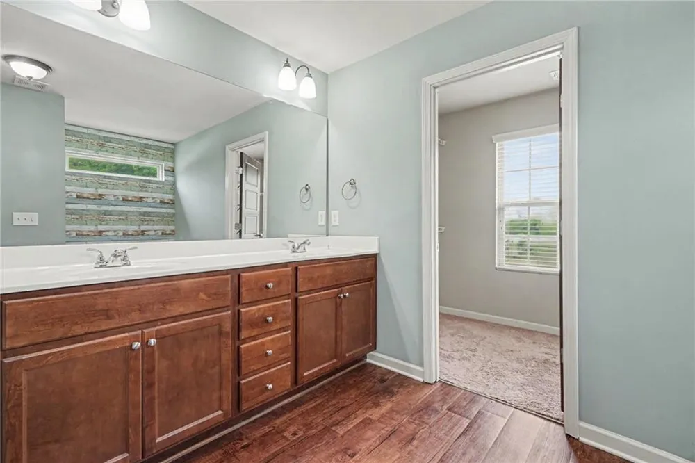 611 Little Bluestem Trail Hoschton, GA 30548