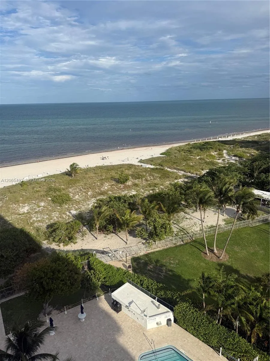 177 Ocean Lane Dr #1203 Key Biscayne, FL 33149