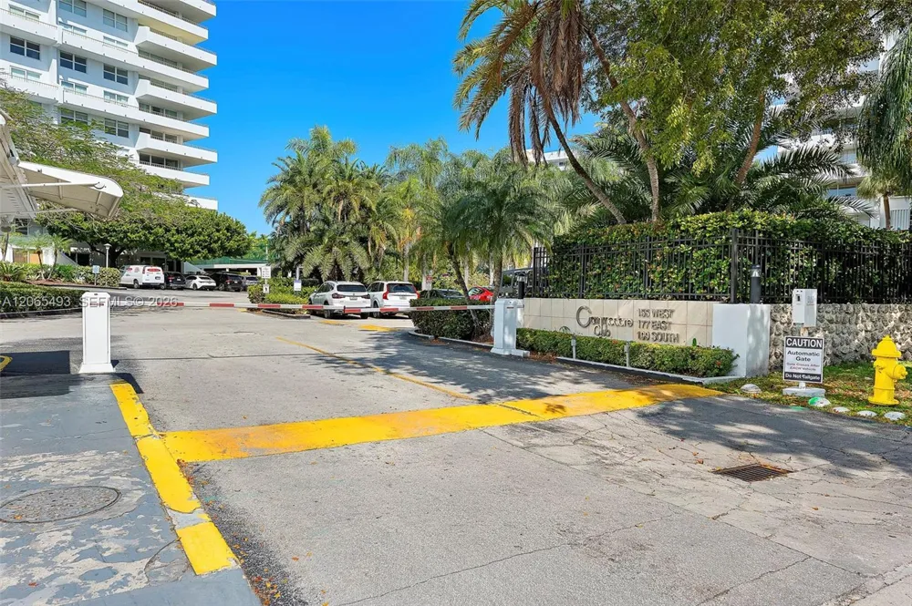 177 Ocean Lane Dr #1203 Key Biscayne, FL 33149