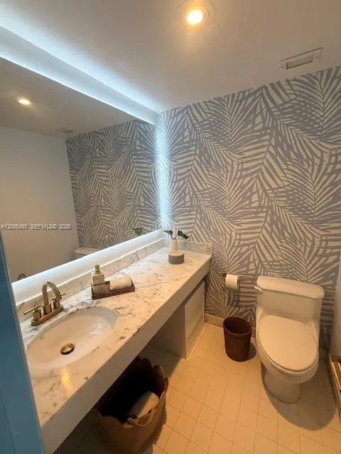 177 Ocean Lane Dr #1203 Key Biscayne, FL 33149