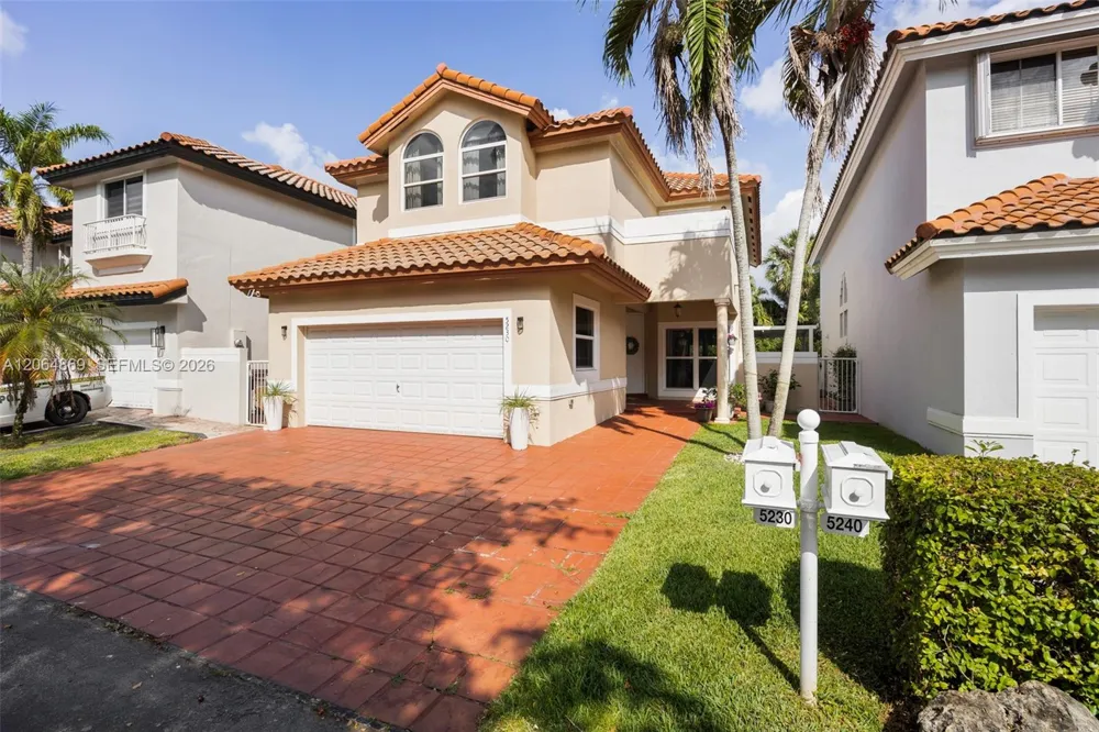5230 NW 104th Ct Doral, FL 33178