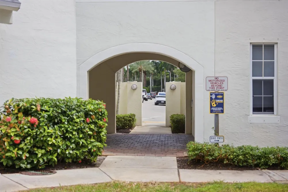 783 Street West Palm Beach, FL 33401
