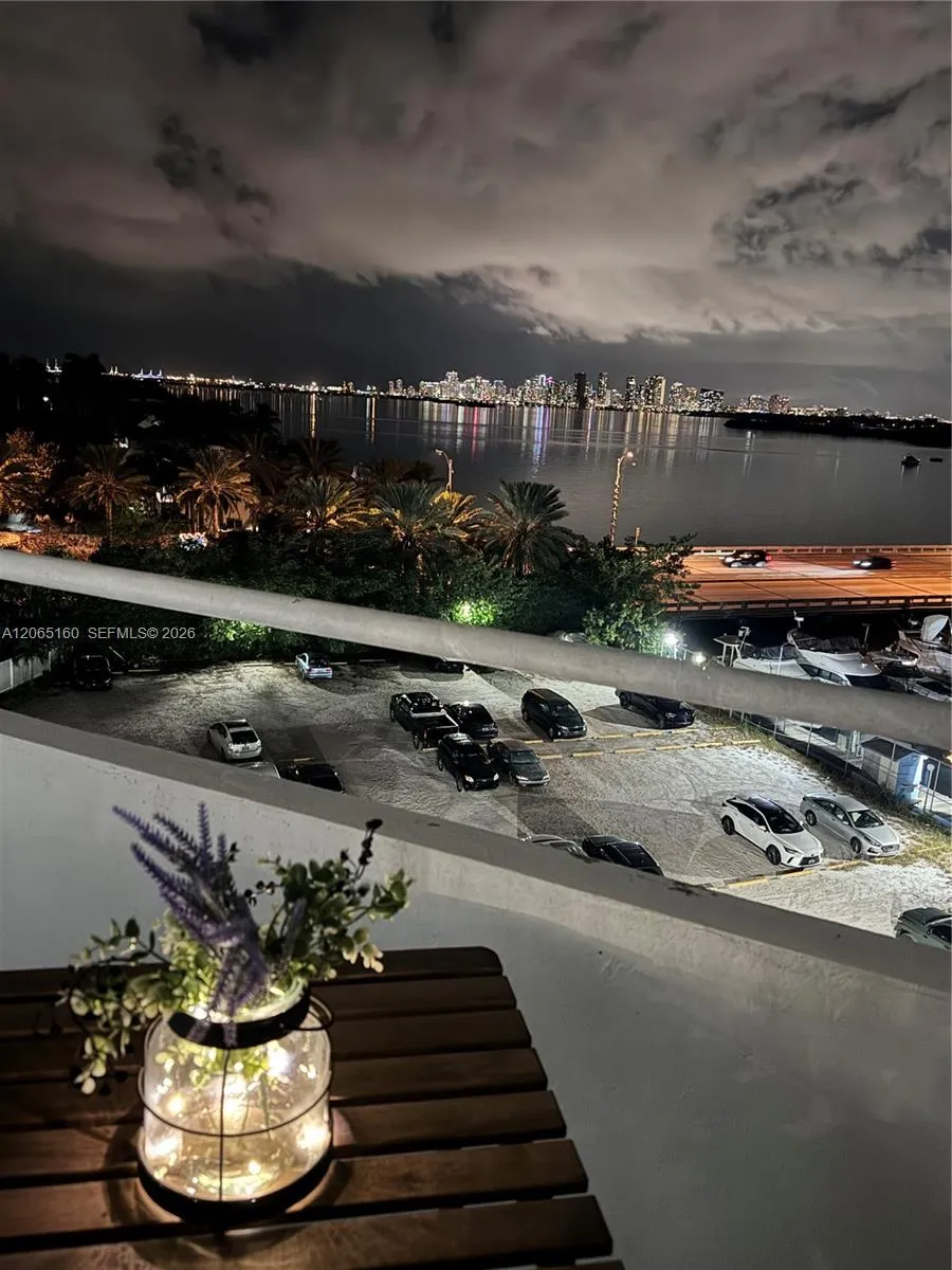 7904 West Dr #608 North Bay Village, FL 33141