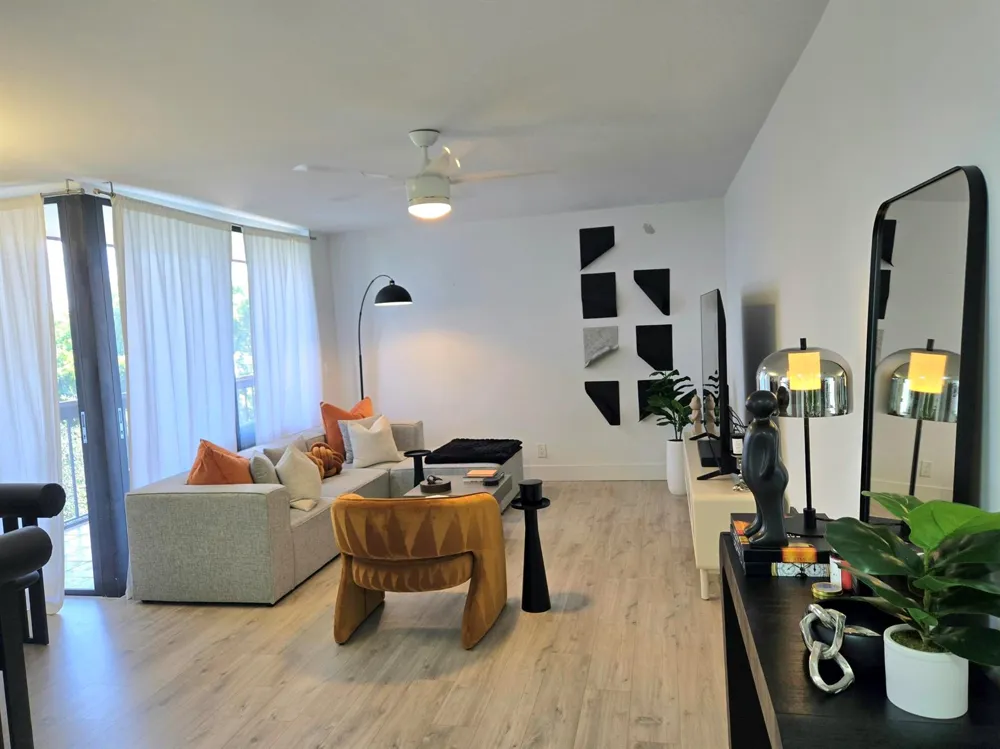 955 Egret Circle #501 Delray Beach, FL 33444