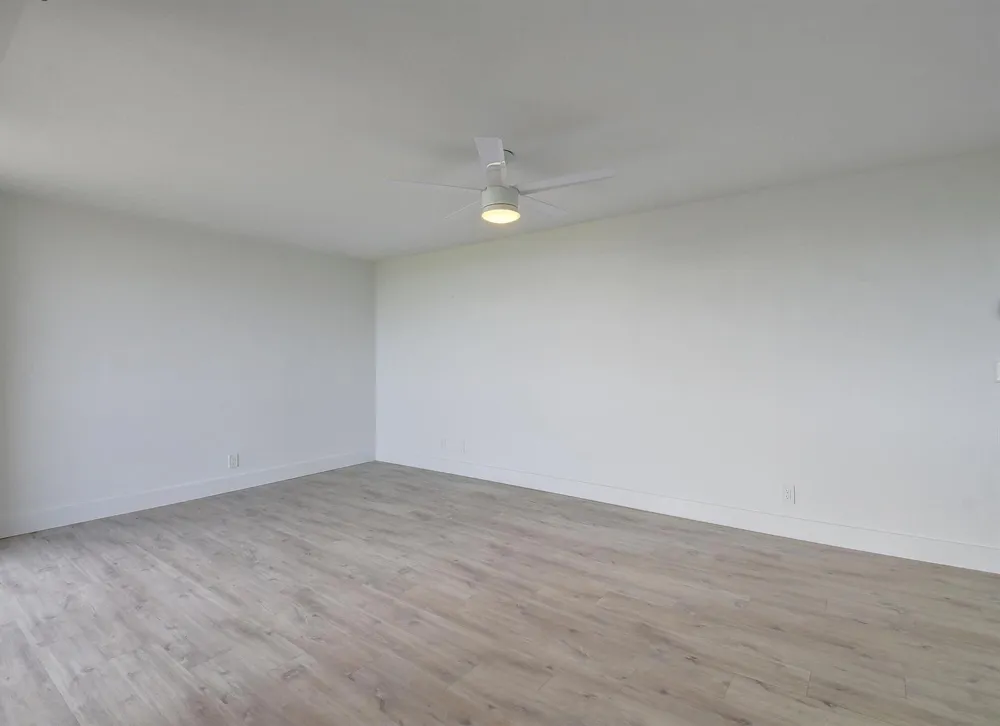 955 Egret Circle #501 Delray Beach, FL 33444