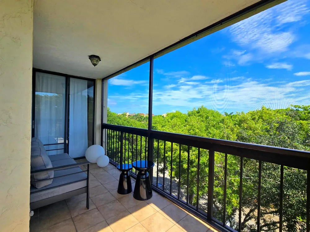 955 Egret Circle #501 Delray Beach, FL 33444