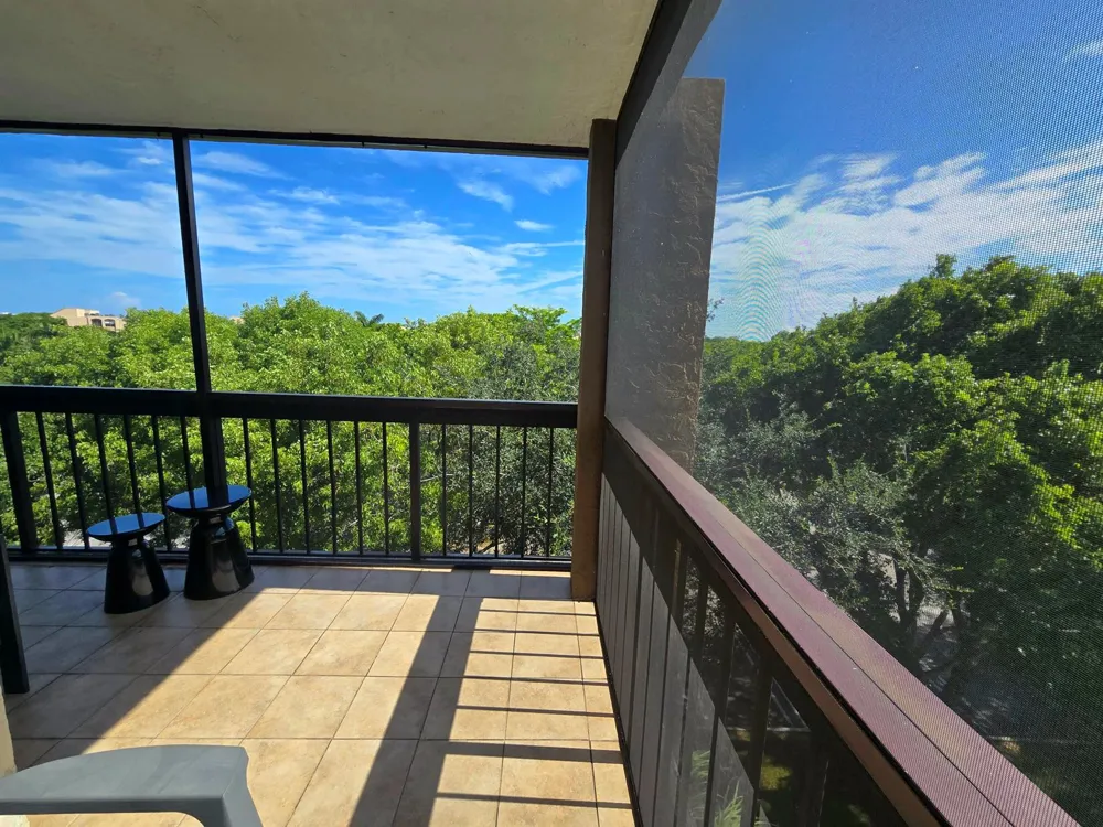 955 Egret Circle #501 Delray Beach, FL 33444