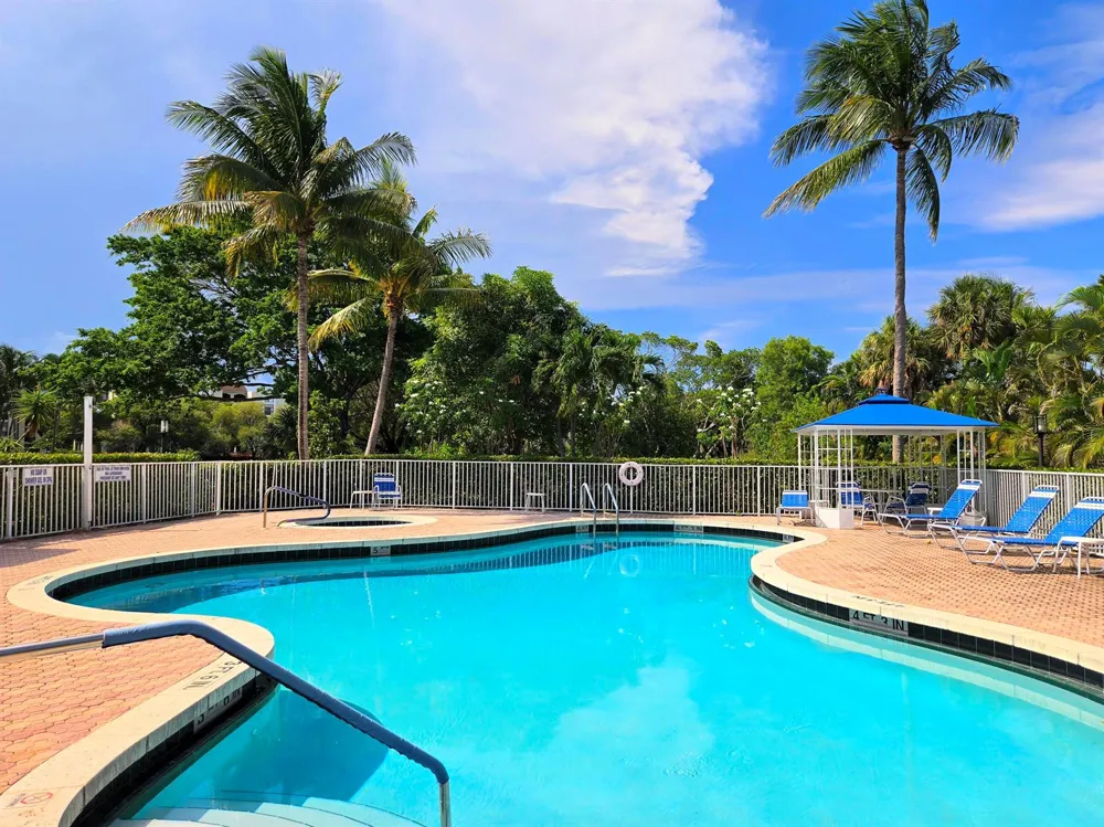 955 Egret Circle #501 Delray Beach, FL 33444