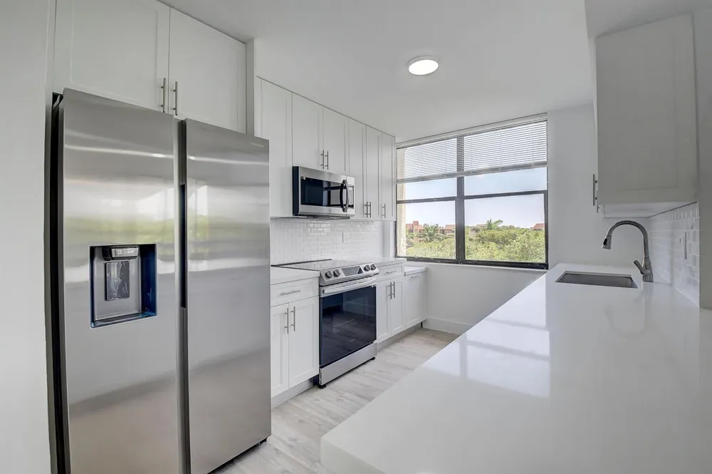 955 Egret Circle #501 Delray Beach, FL 33444