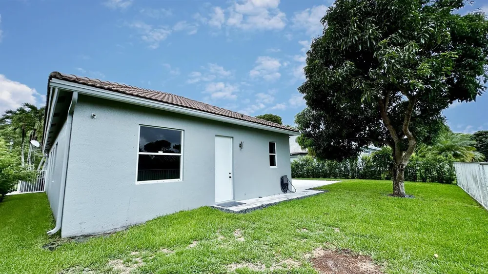 5181 NW 50TH TERRACE Coconut Creek, FL 33073