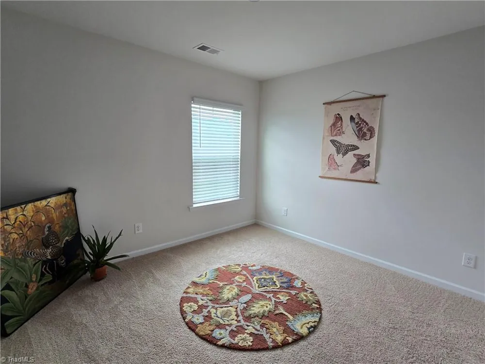 202 Alamos Avenue Lexington, NC 27295