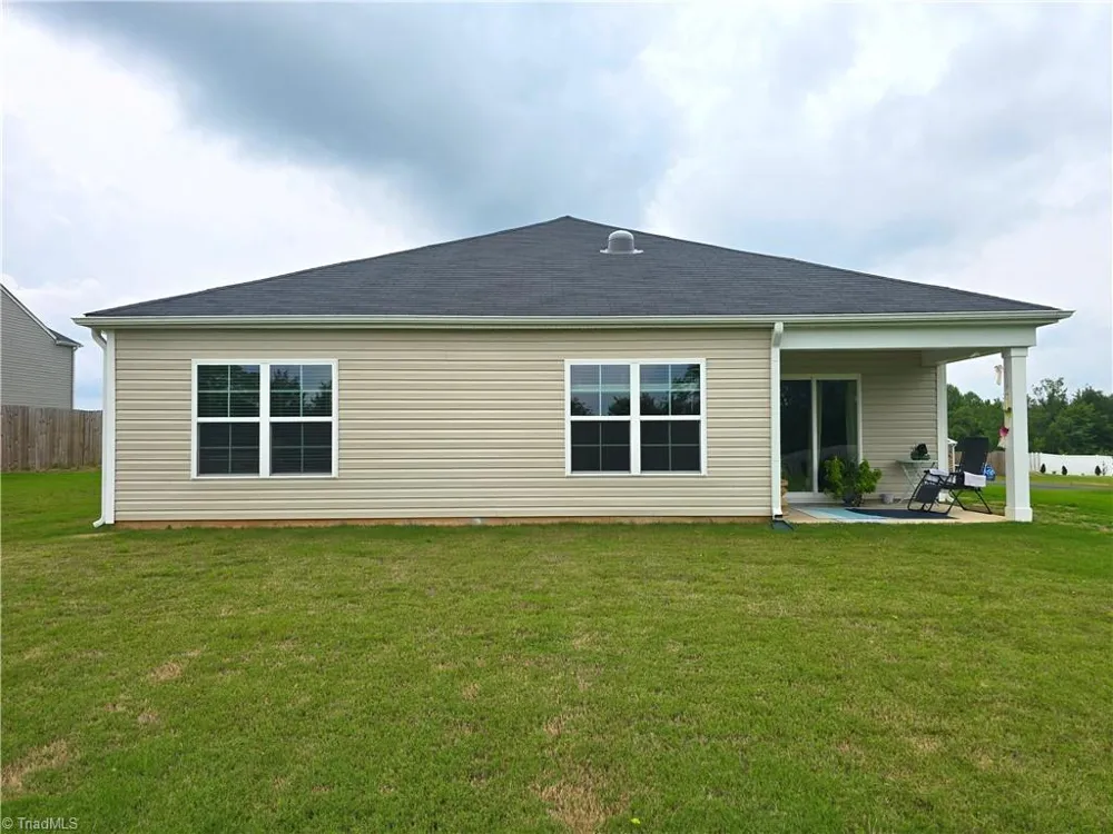 202 Alamos Avenue Lexington, NC 27295