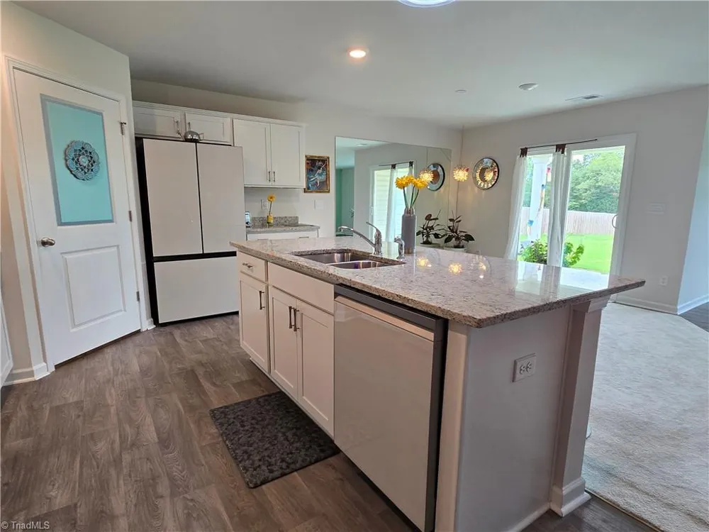 202 Alamos Avenue Lexington, NC 27295
