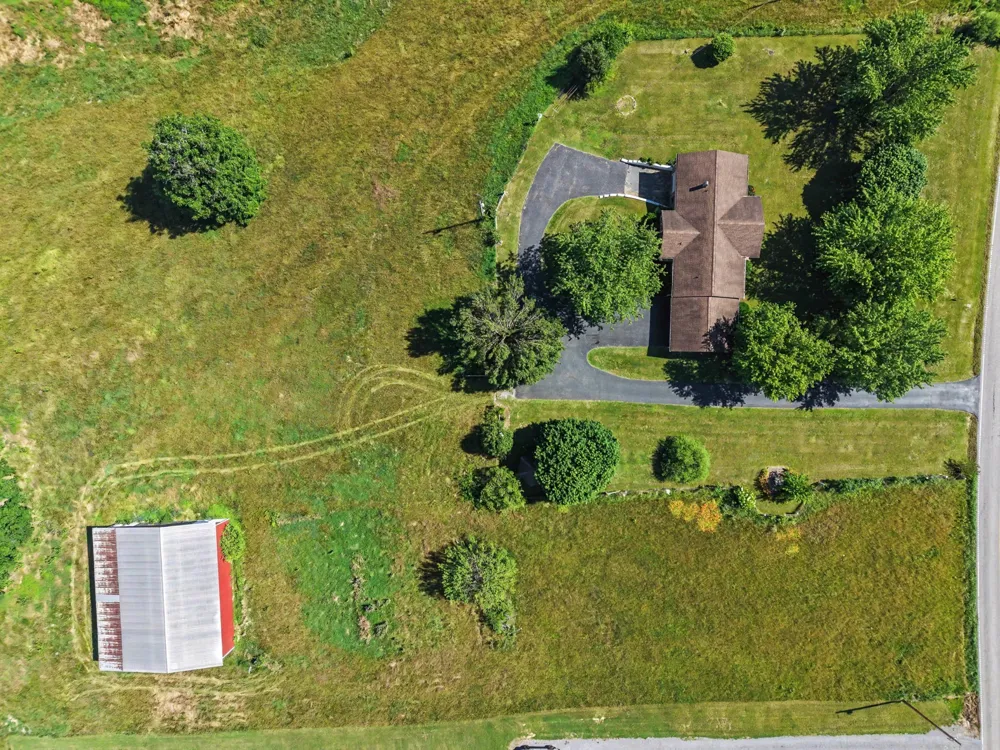 5223 Galen Rd Lafayette, TN 37083