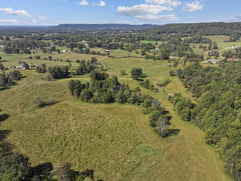 515 Jericho Rd Quebeck, TN 38579