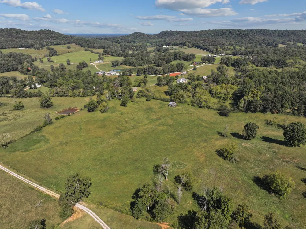 515 Jericho Rd Quebeck, TN 38579