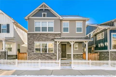 13735 Shoshone Lane