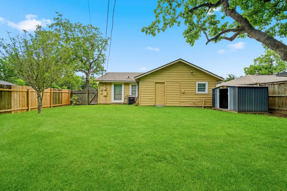1413 George Street Pasadena, TX 77502
