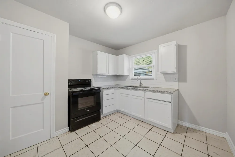 1413 George Street Pasadena, TX 77502