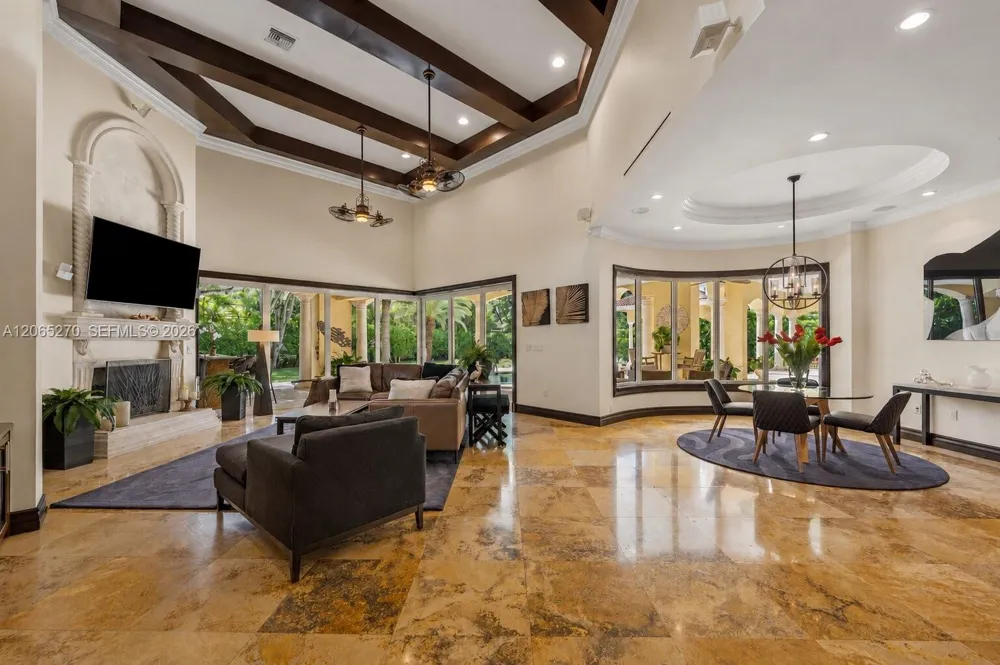 9245 SW 93rd Ave Miami, FL 33176