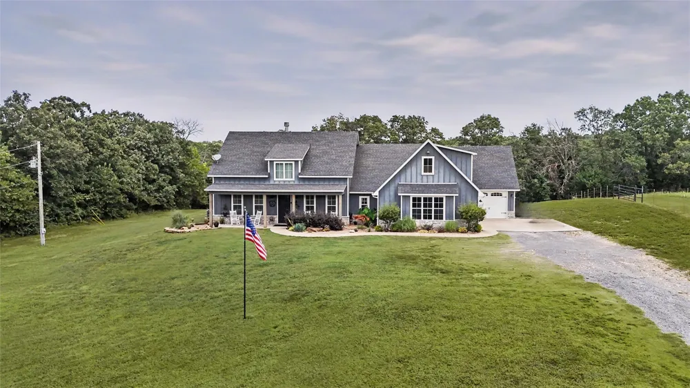 11542 W 835 ROAD Fort Gibson, OK 74434