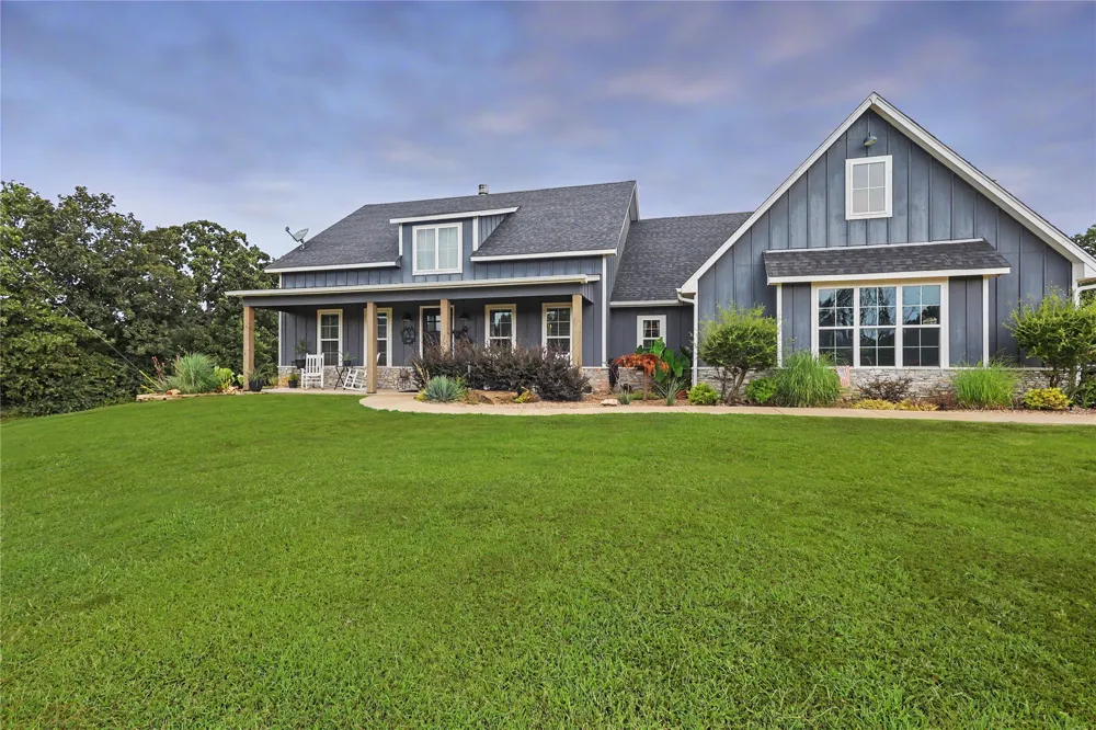 11542 W 835 ROAD Fort Gibson, OK 74434